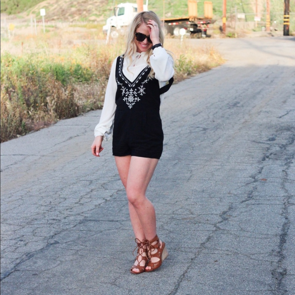 Forever21 Black Romper - Picture 1 of 4